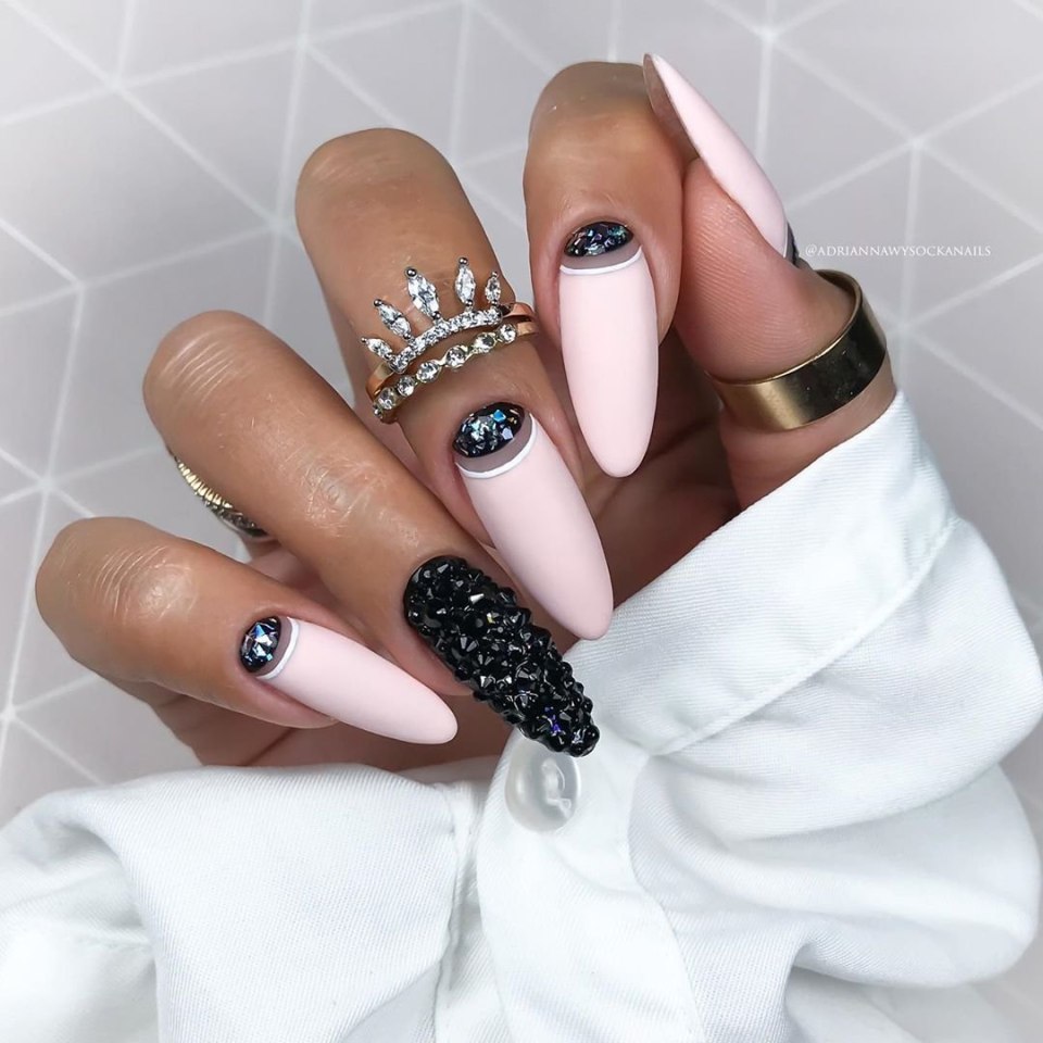 Маникюр стильный дизайн