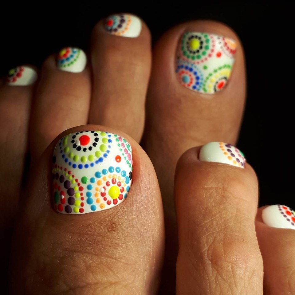 Маникюр с узорами