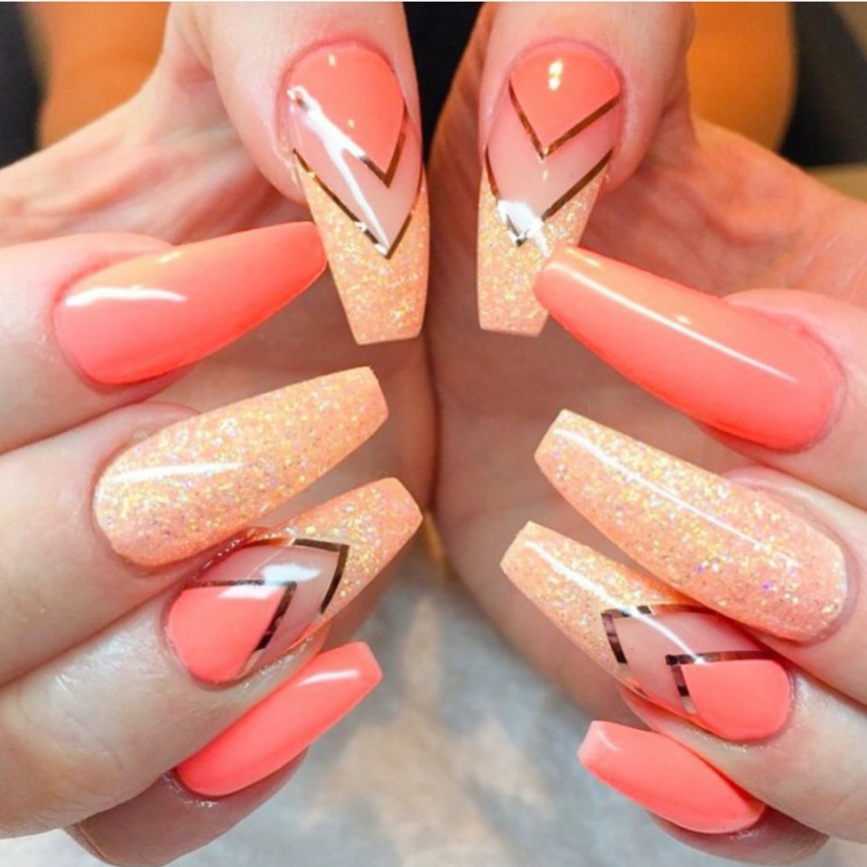 Маникюр на длинные гюногии