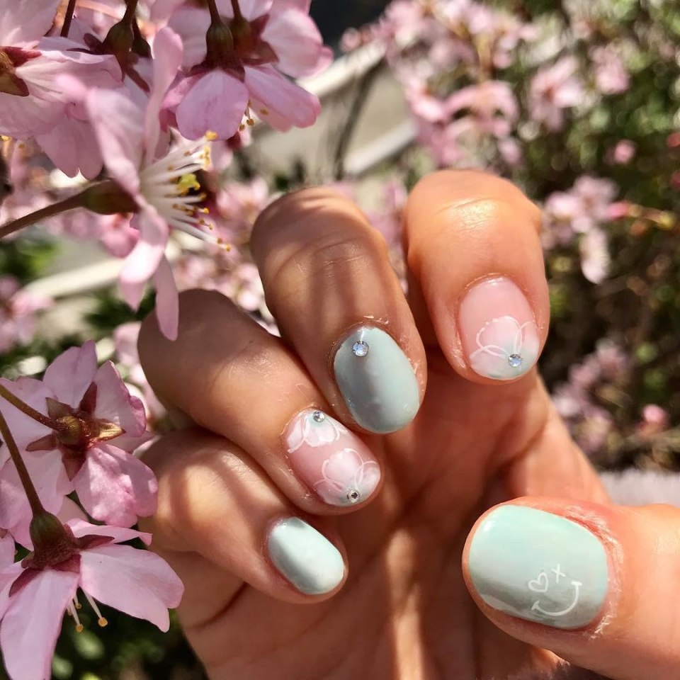 Маникюр Весна