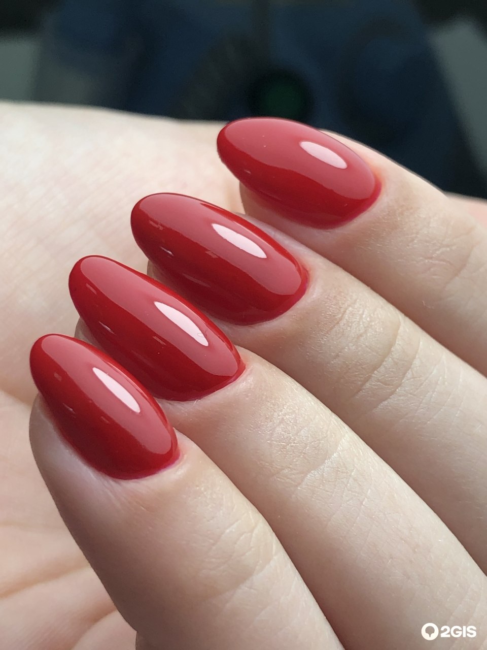 Маникюр на улице