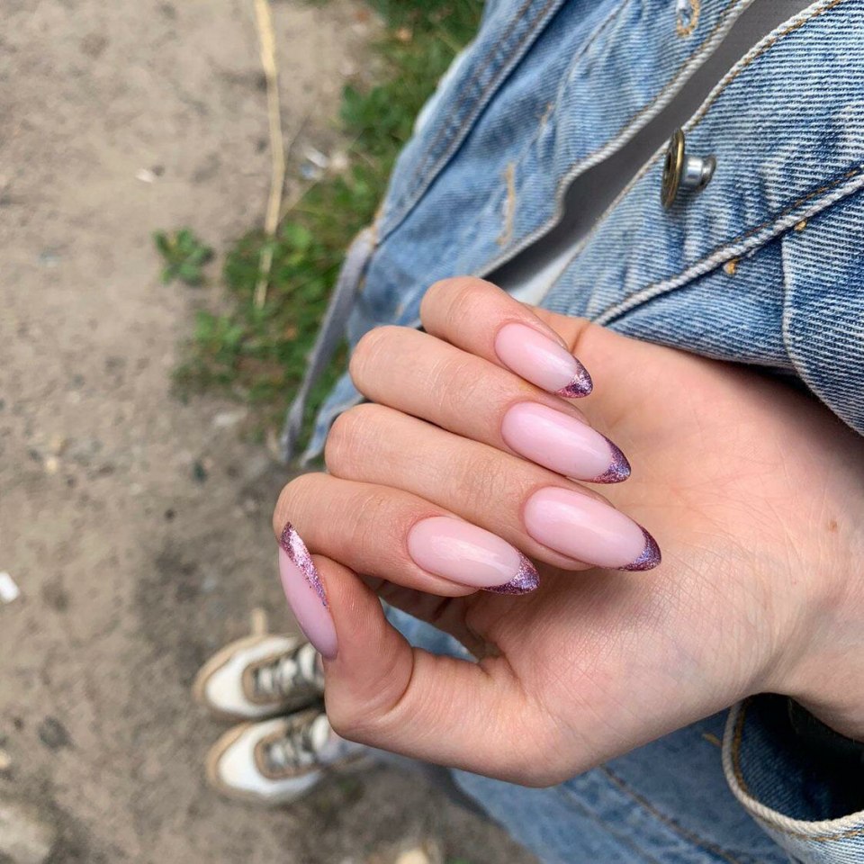 Удачные ракурсы фото маникюра