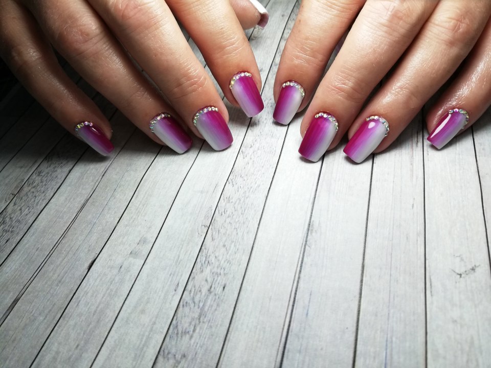 Маникюр с велосипедом