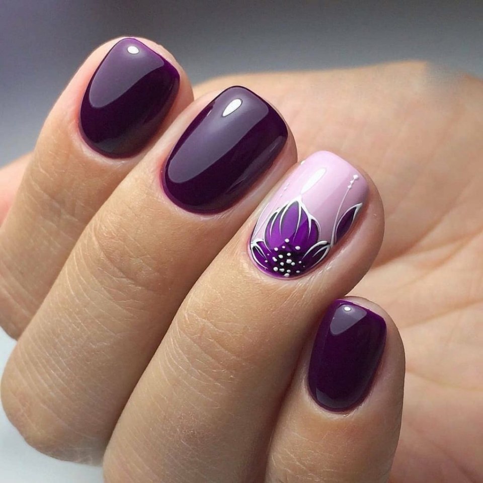 Фиолетовый маникюр на короткие