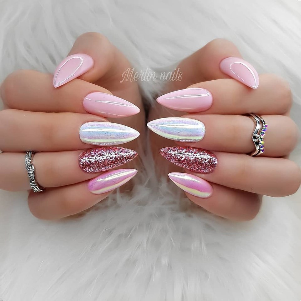 Розовый маникюр на длинные ногти