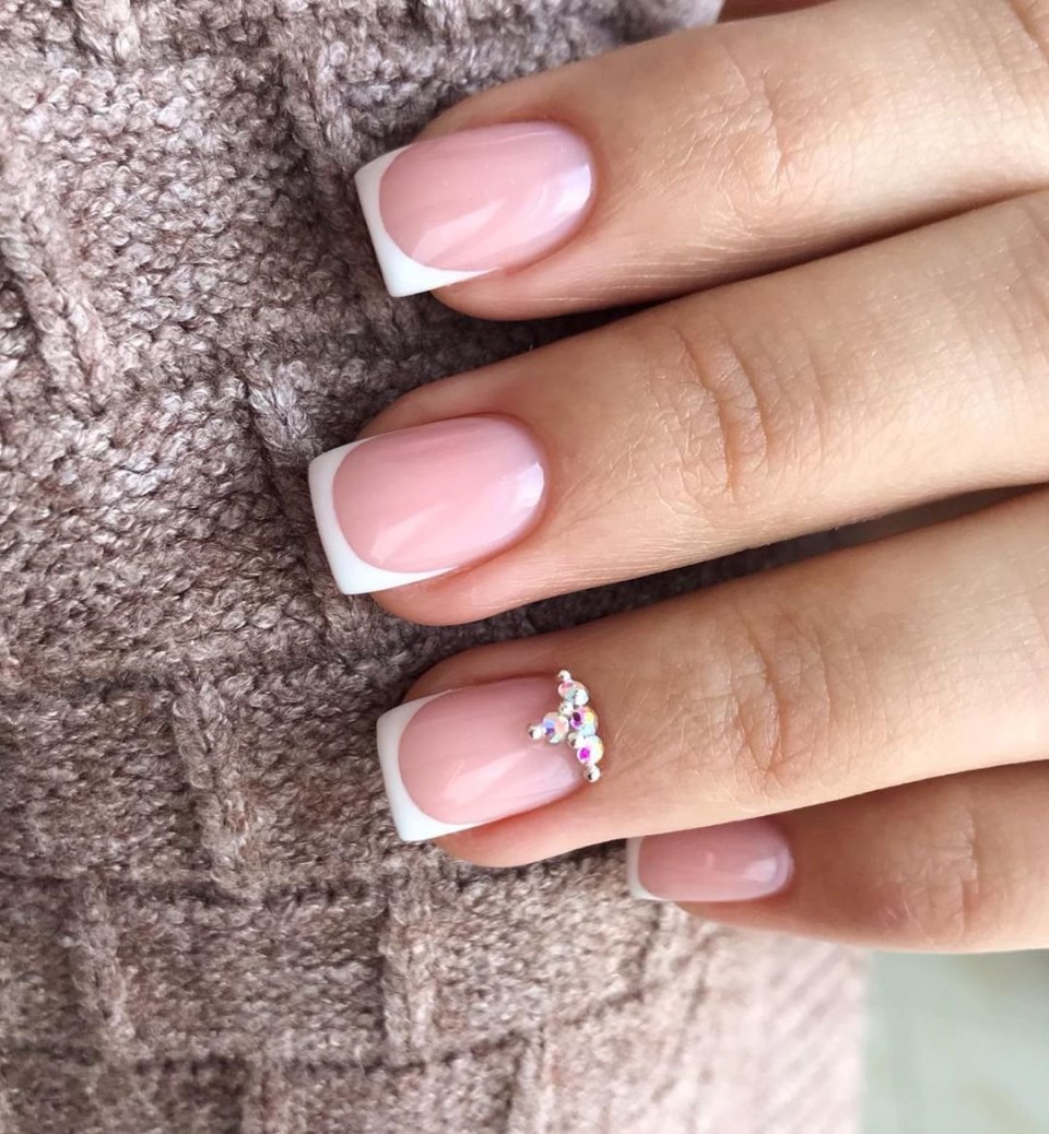 Маникюр с цветочками