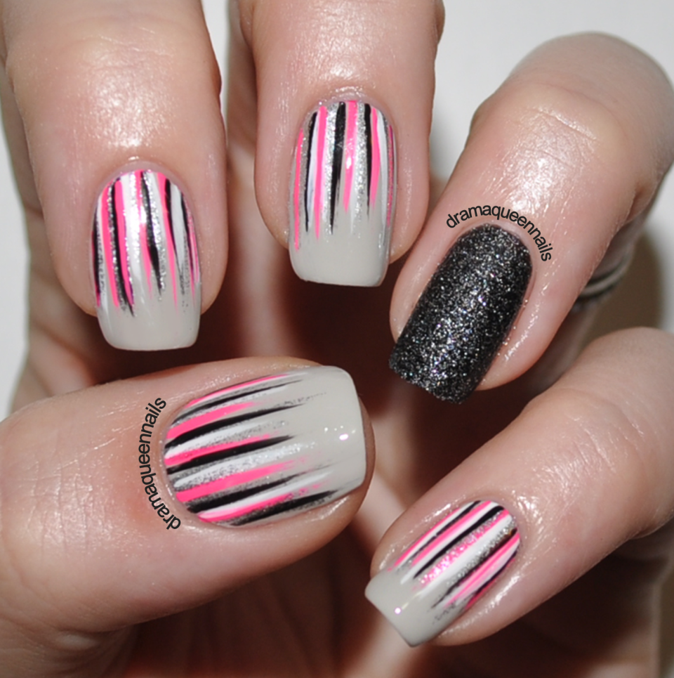 Ногти в продольную полоску маникюр