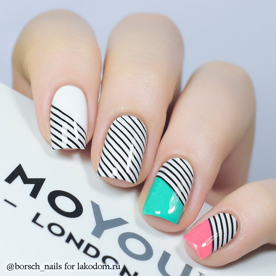 Красивый маникюр с полосками