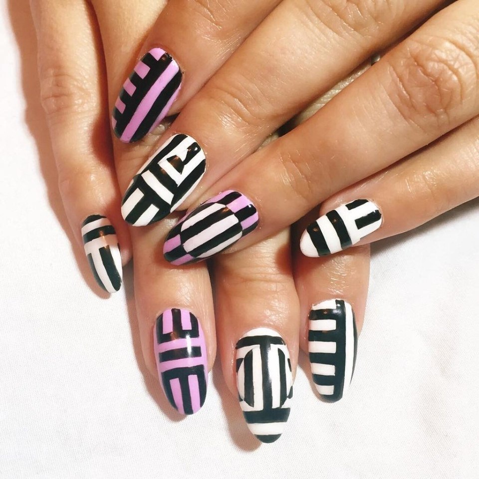 Маникюр с полосочками