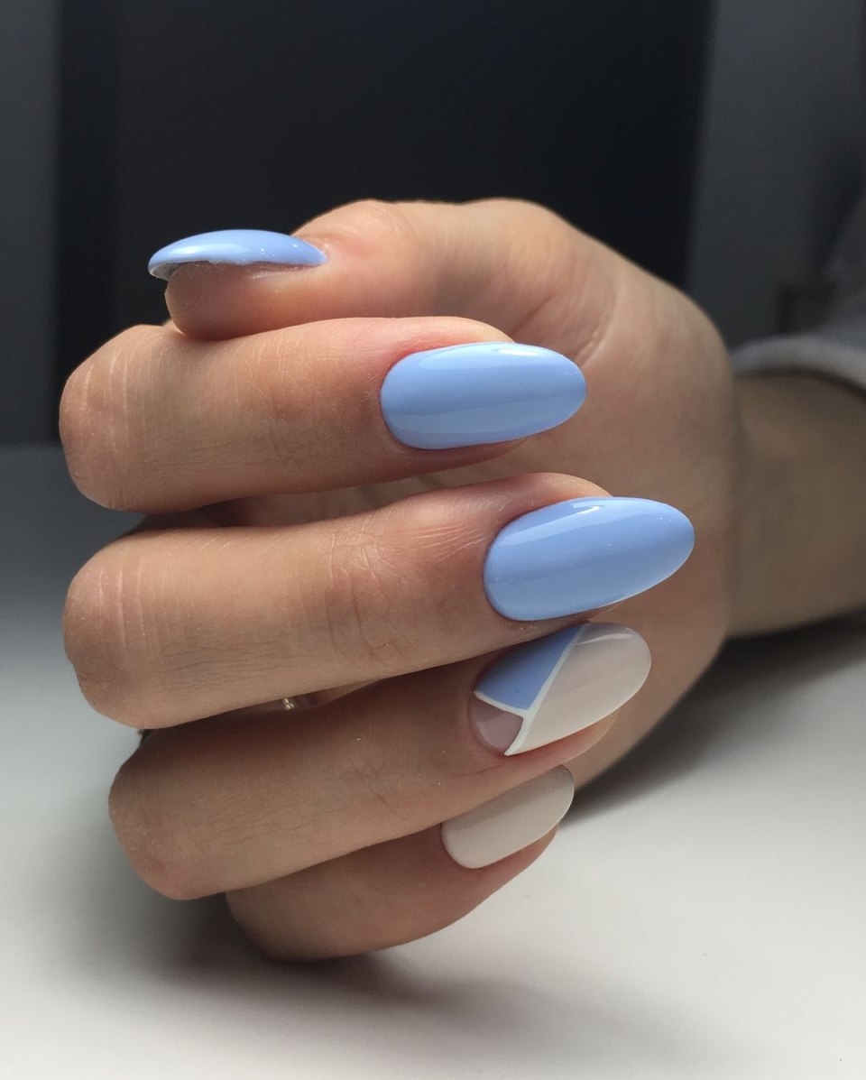 Летний маникюр для офиса