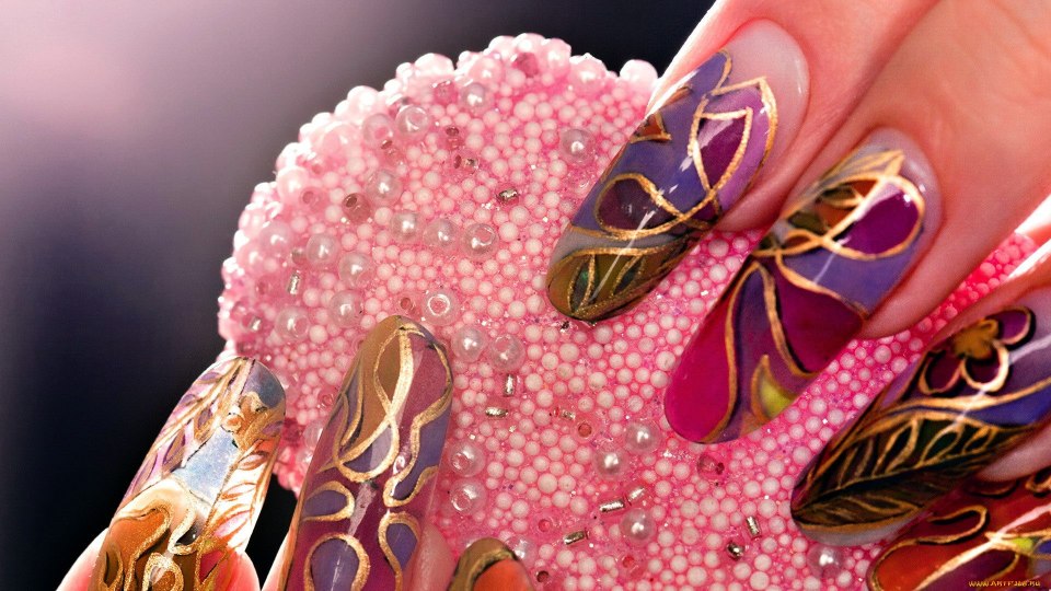 Маникюр цвета фуксии