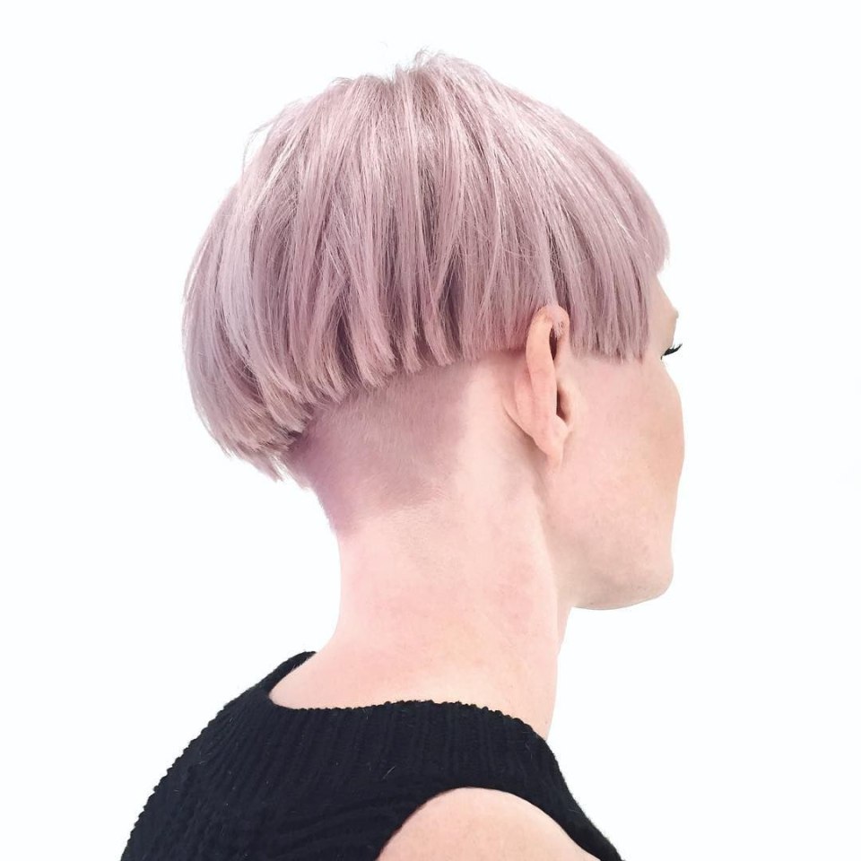 Bowl Cut стрижка женская