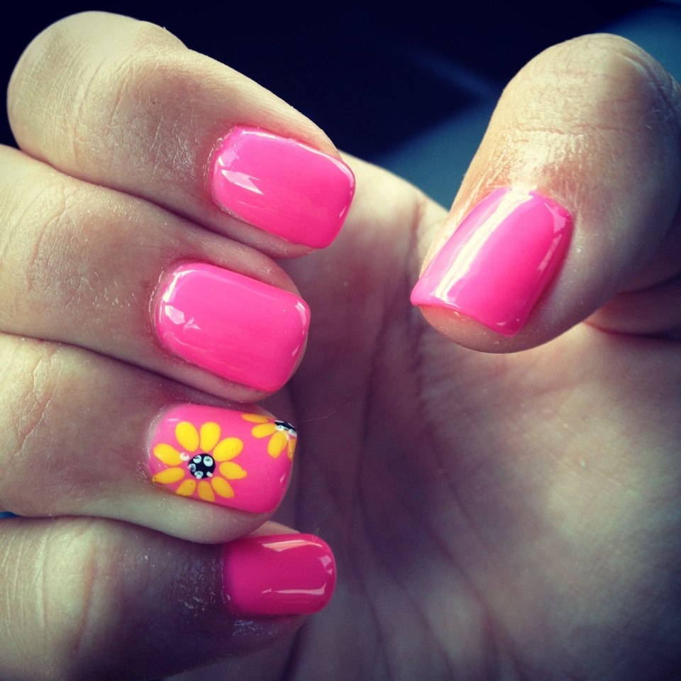 Маникюр разноцветный яркий