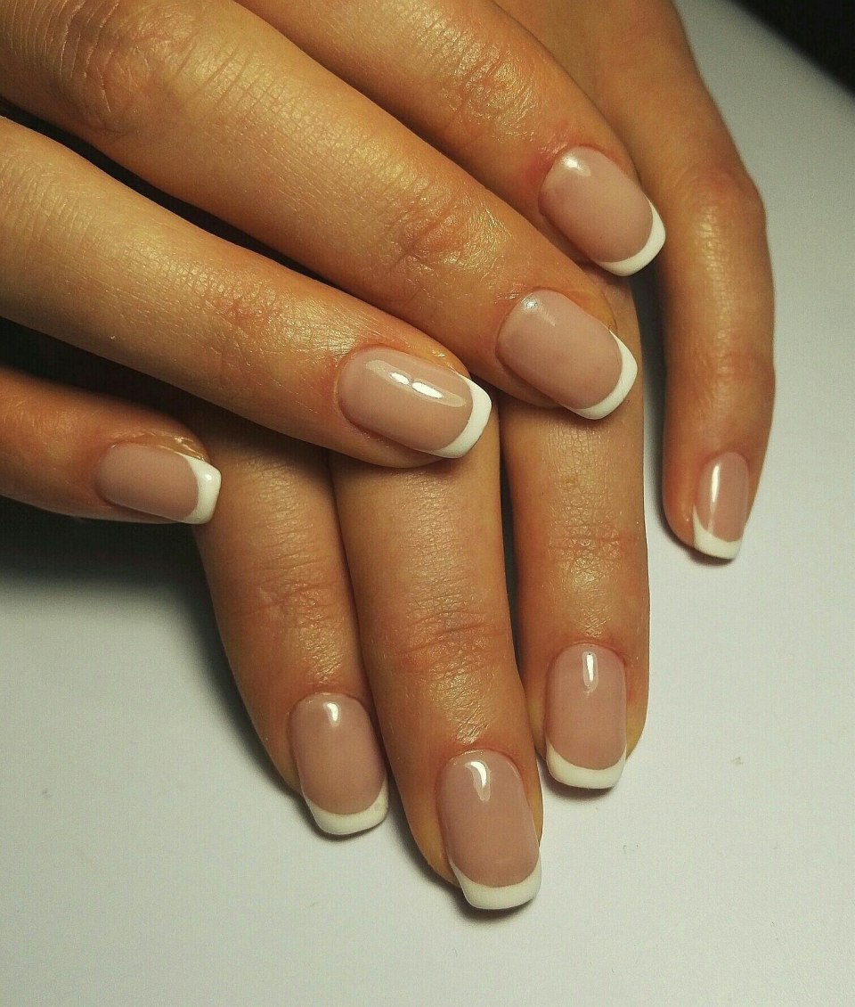 Покрытие ногтей френч