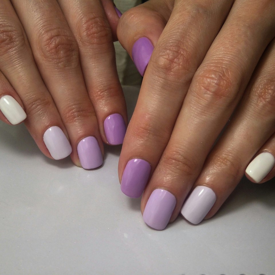 Однотонный маникюр на балериг