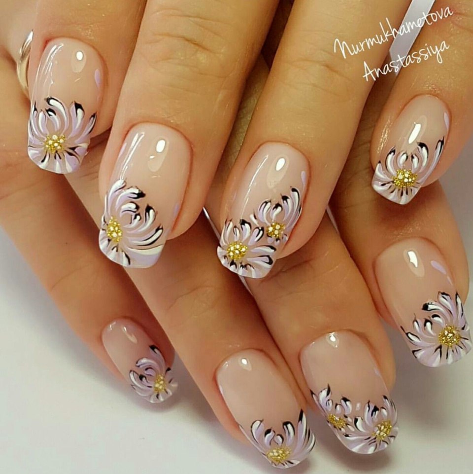 Френч на ногтях