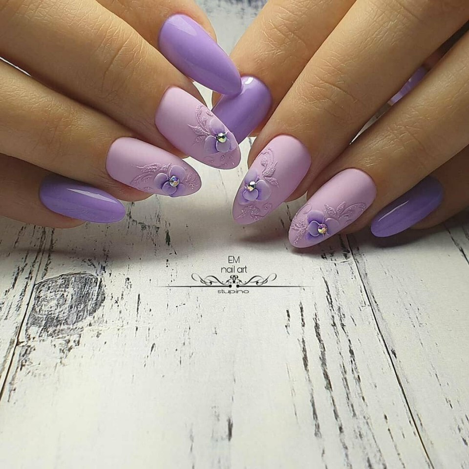 Маникюр в розово сиреневых тонах