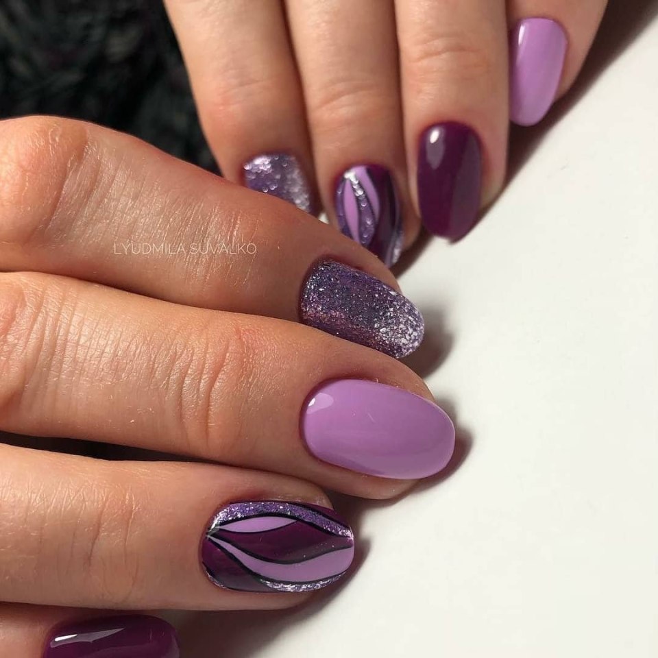 Фиолетовый маникюр