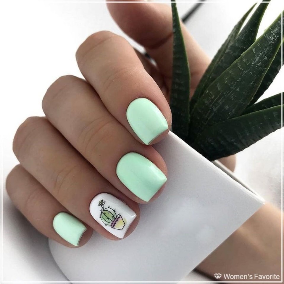 Маникюр на короткие ногти с кактусиком