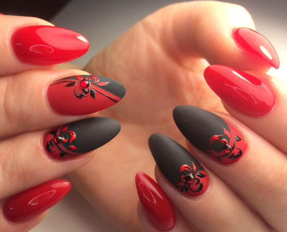 Ногти кошечка блестки