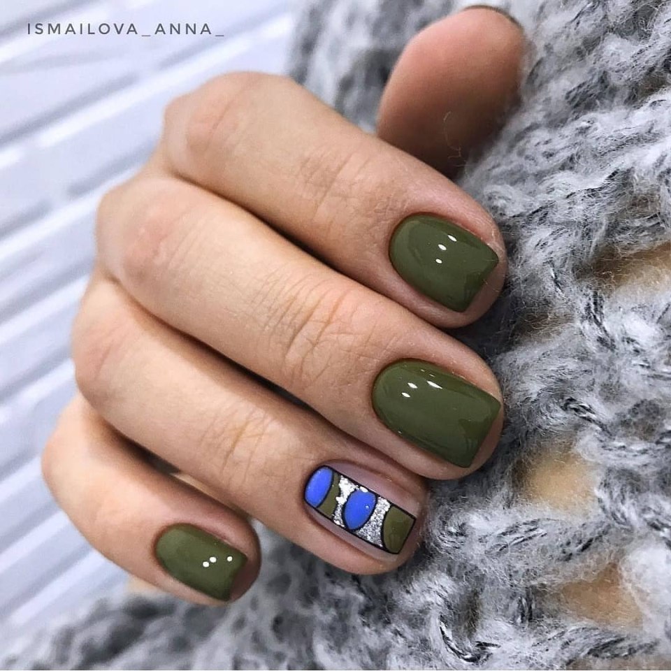 Маникюр фисташкового цвета