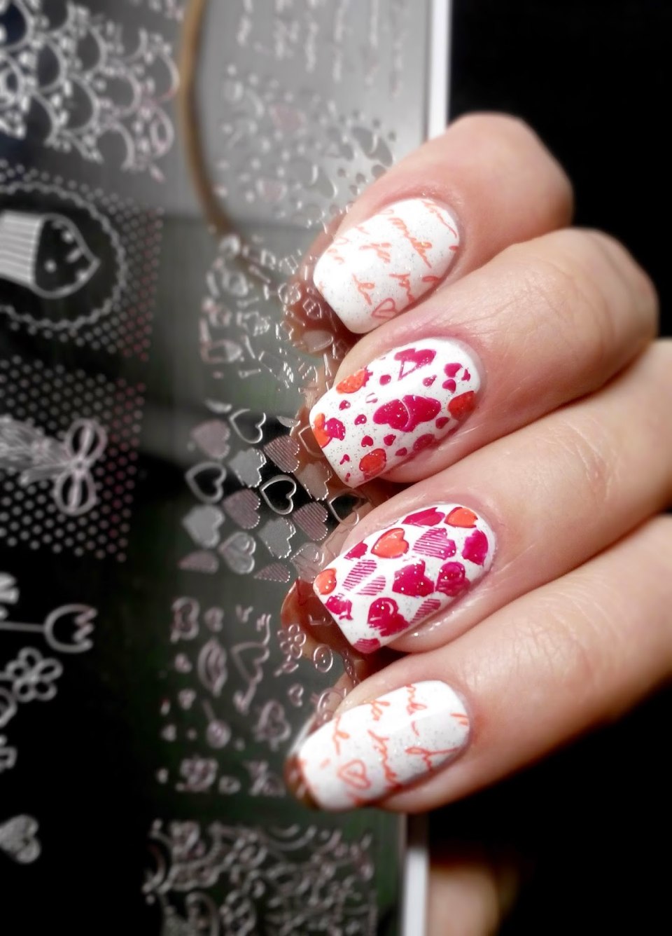 Маникюр со стемпингом