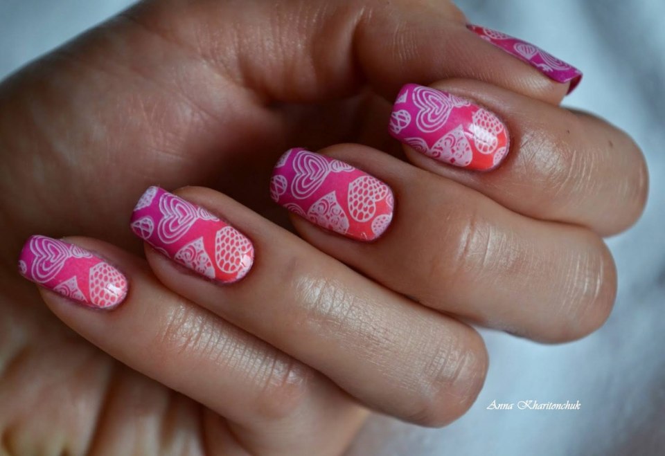 Стемпинг кружево на ногтях