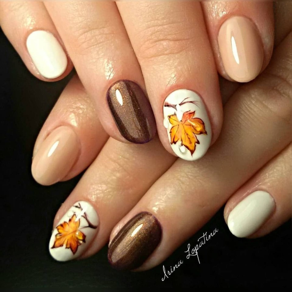 Маникюр на школьную тематику