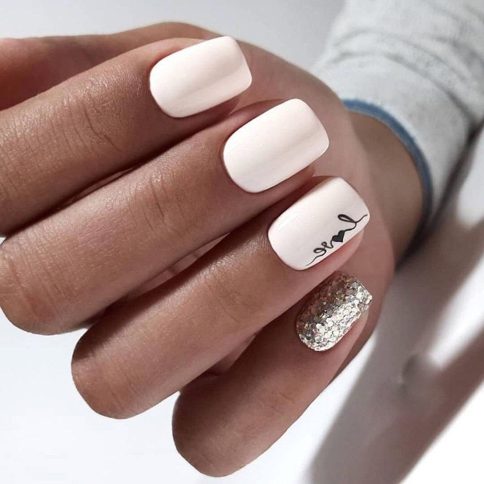 Ногти светлых оттенков