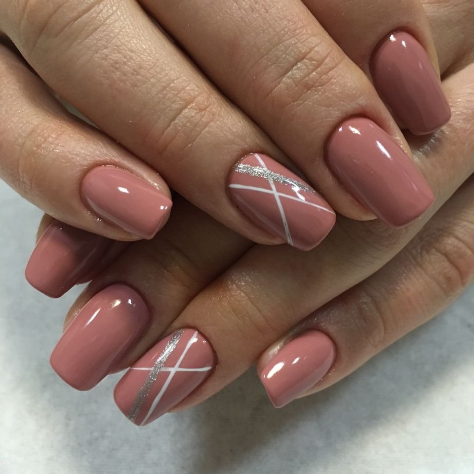 Маникюр красивый повседневный