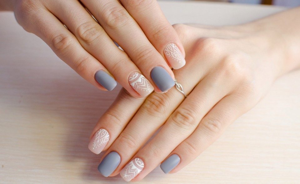 Деловой маникюр