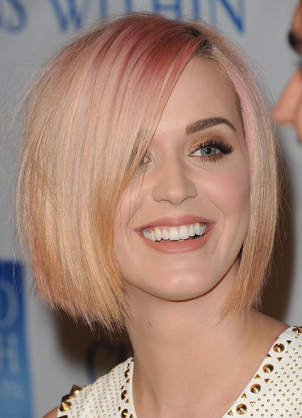 Боб каре с филировкой