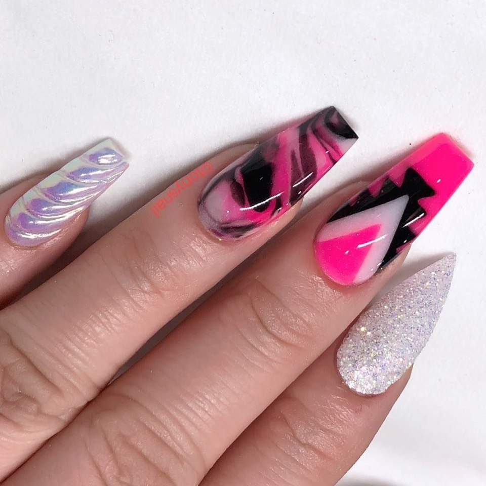 40 Lovely Nail Designs