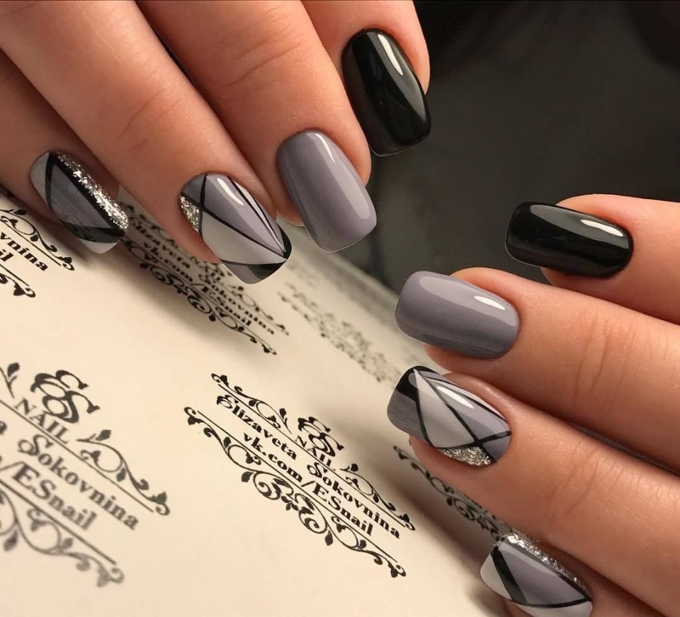 Ногти серебро