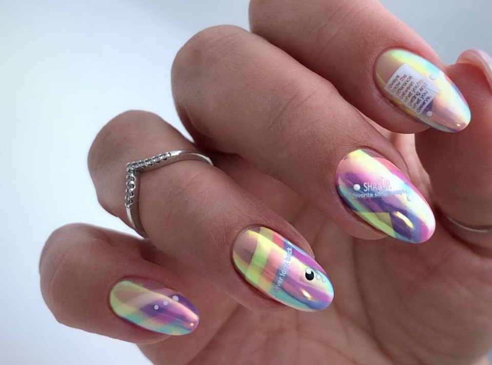 Маникюр лето 2020 с втиркой