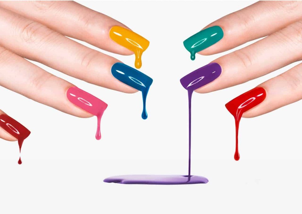 Маникюр с клейкой лентой пошагово