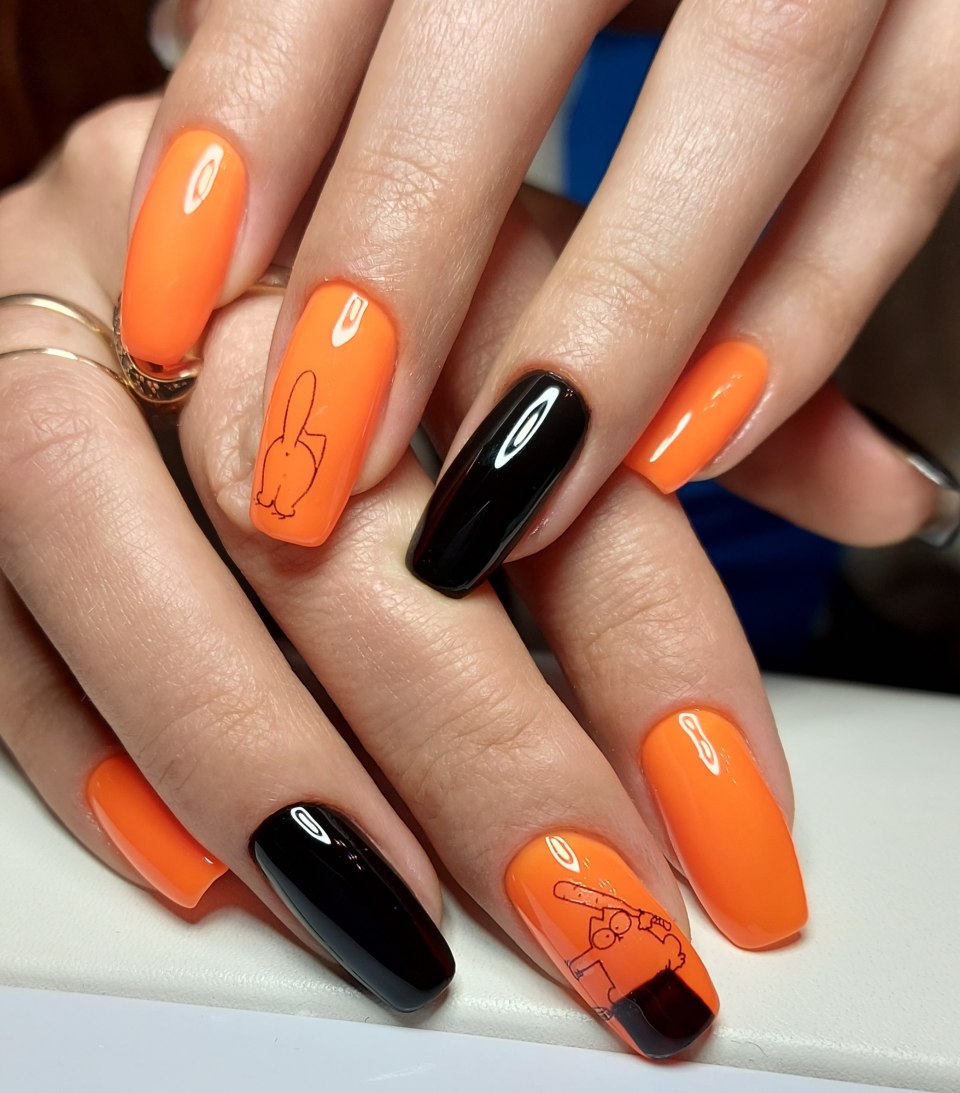 Маникюр на короткие ногти геометрия