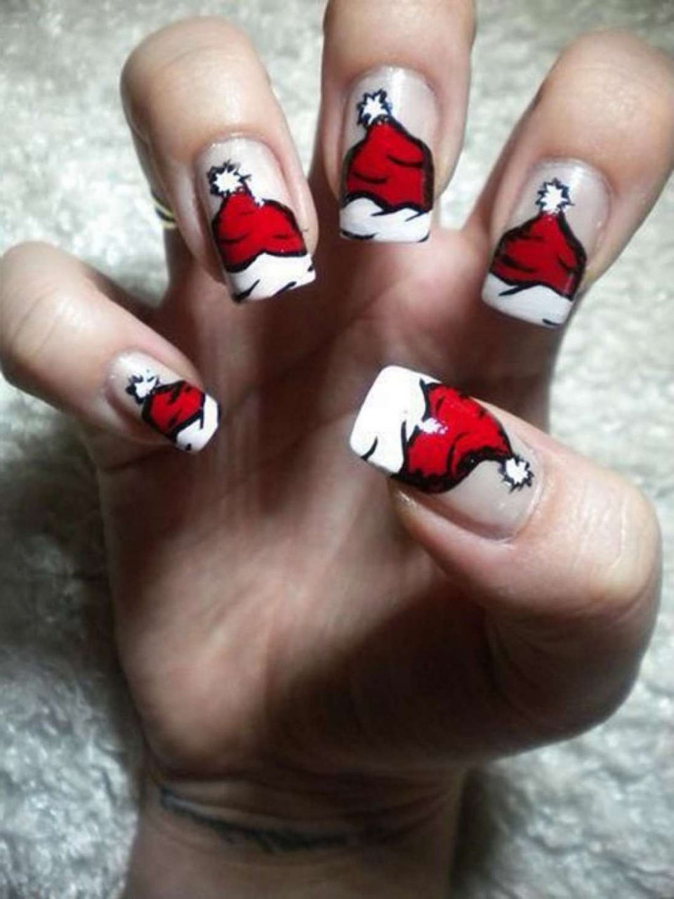 Новогодний маникюр с рисунком