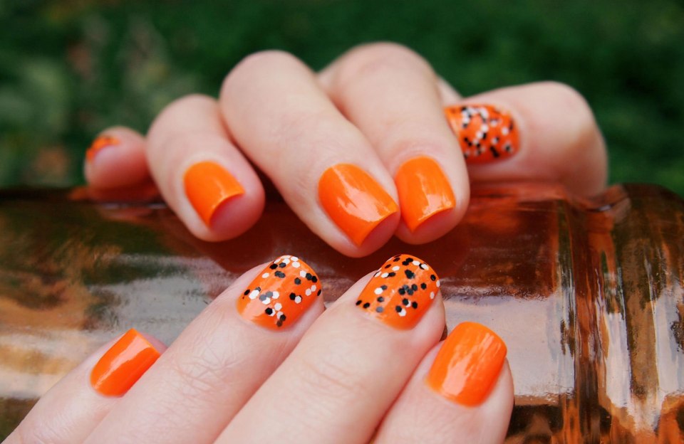 Яркие осенние ногти
