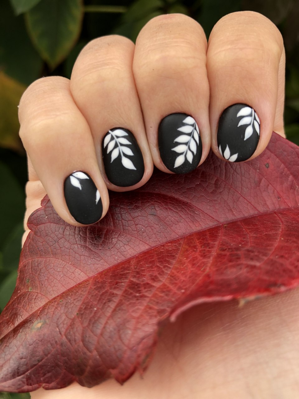 Маникюр короткие ногти на осен