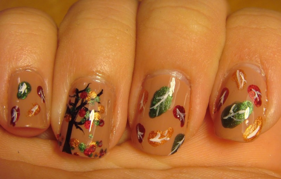 Осенние узоры на ногтях