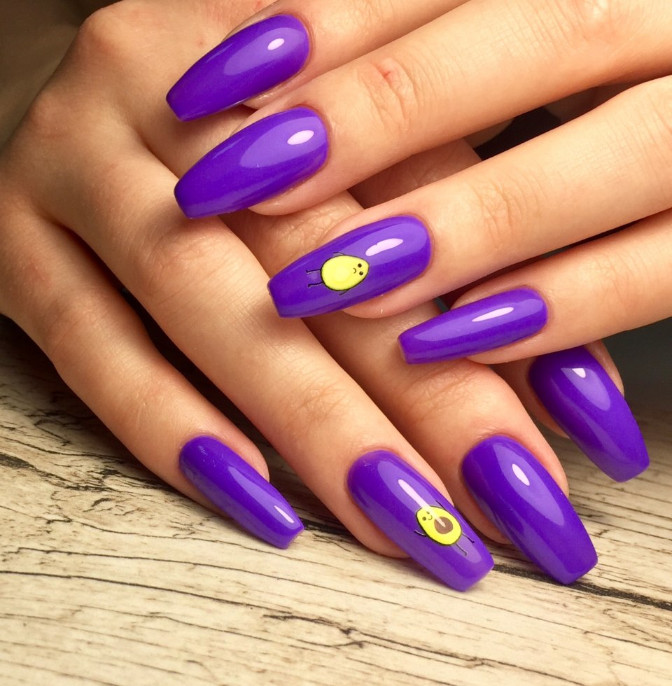 Ногти сиреневый с желтым