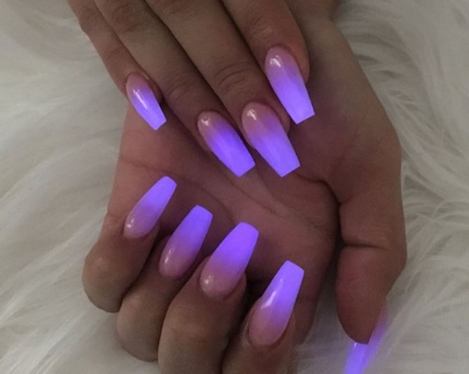 Фиолетовые Неоновые ногти