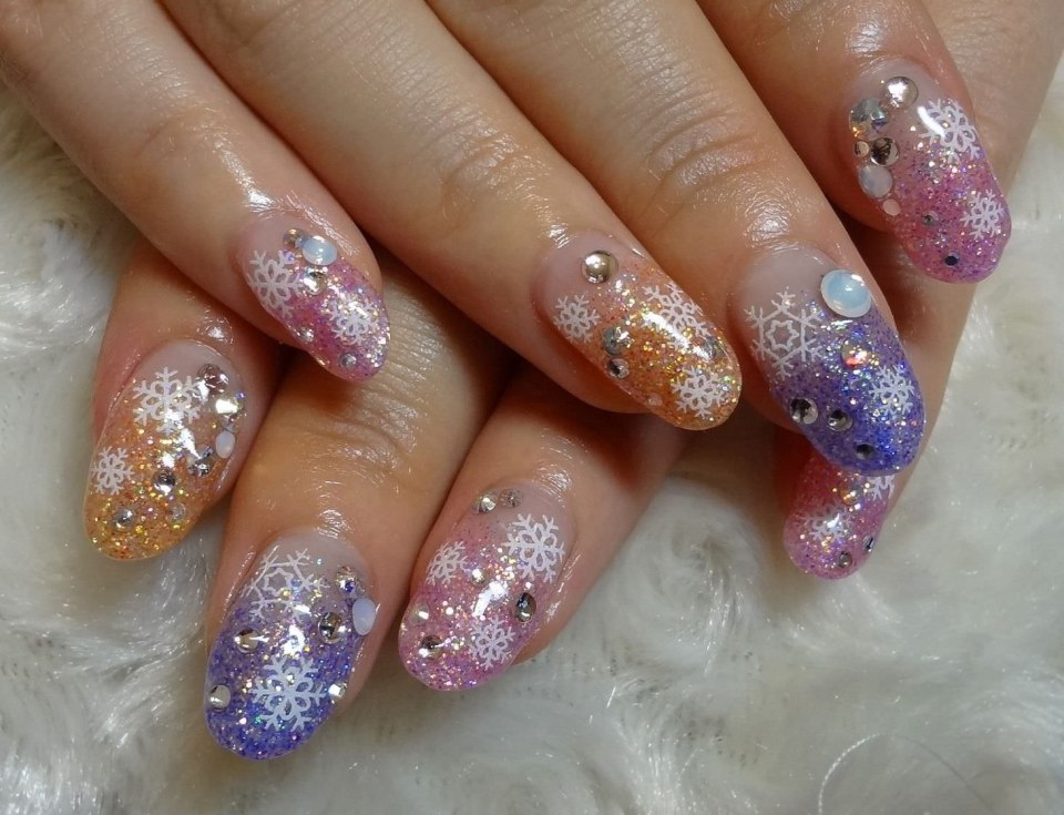 Ногти с блестками