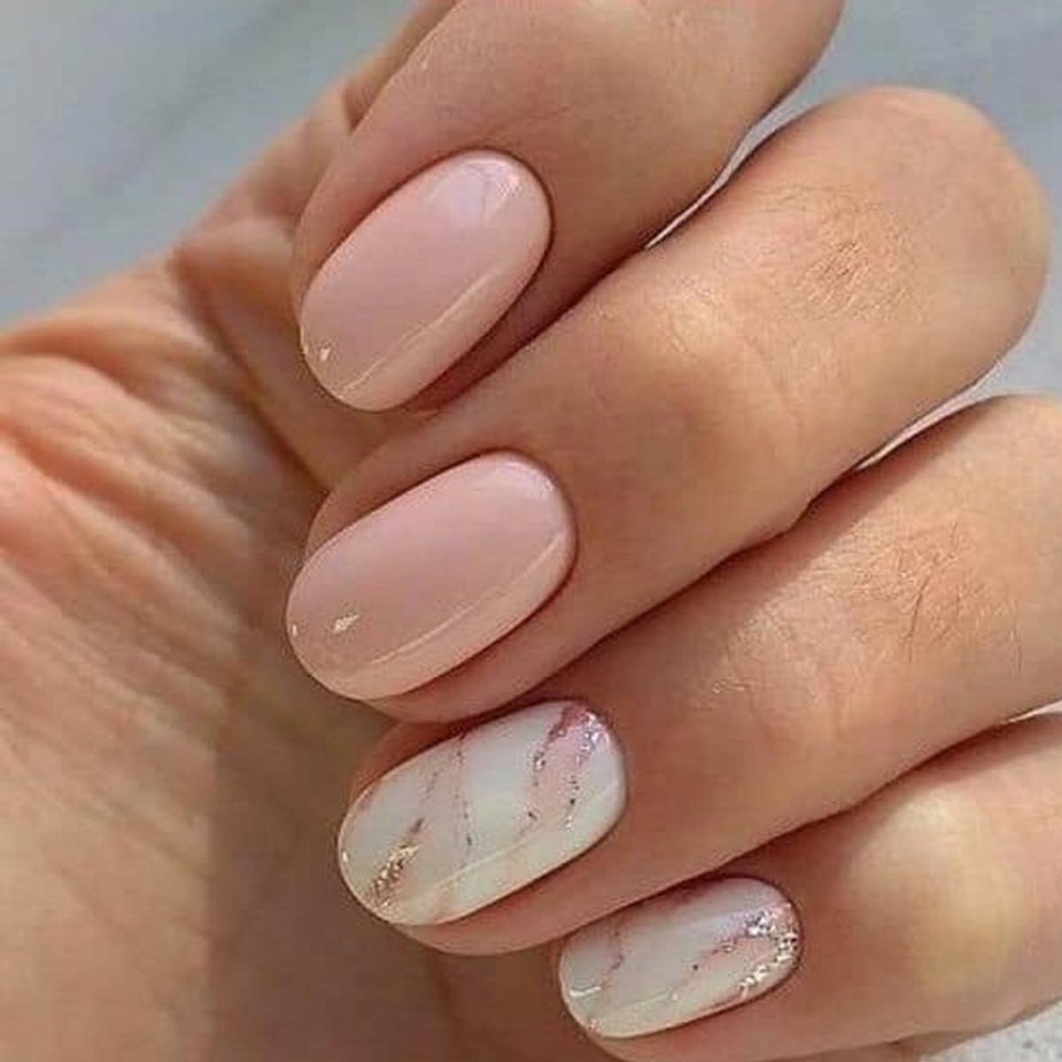 Manicure 2021 миндаль