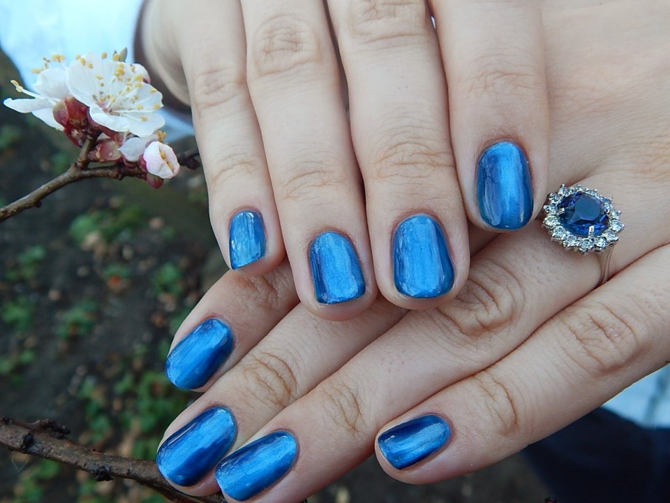 Маникюр кошачий глаз бирюзовый
