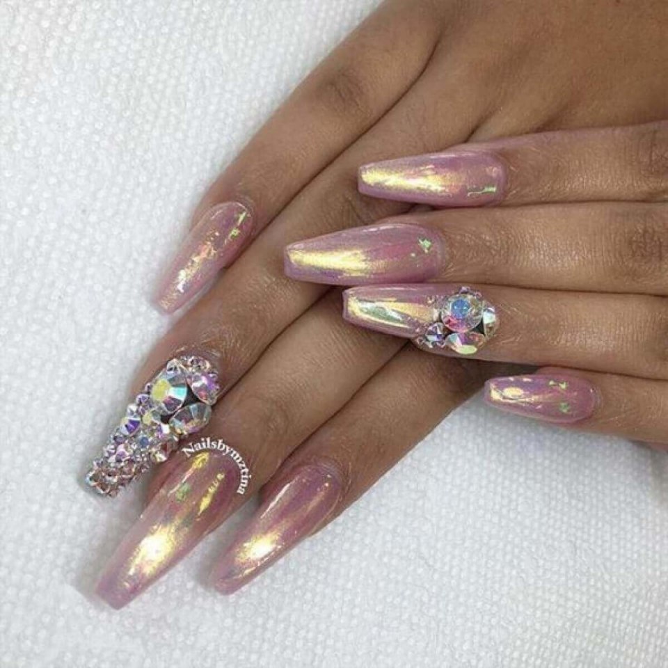 Ногти стразы втирка и блёстки