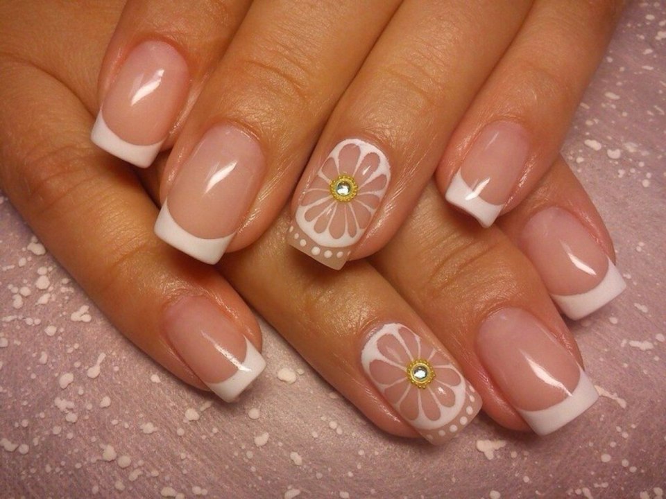 Френч маникюр