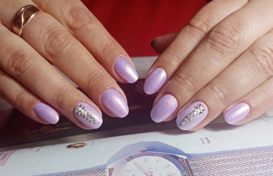 Маникюр сиреневый френч