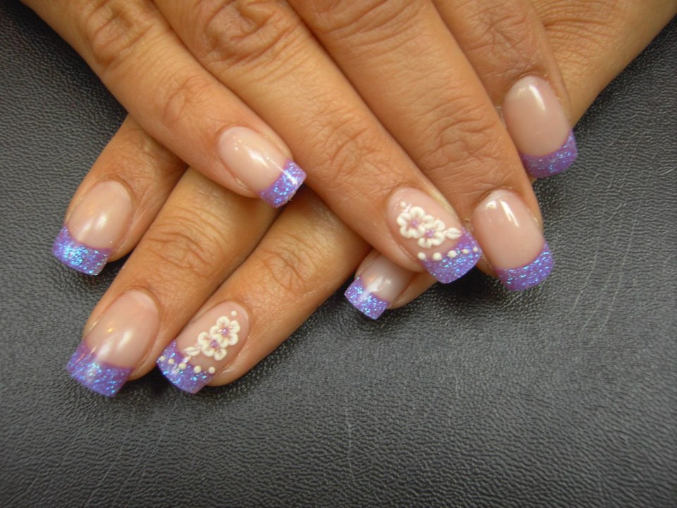 Нарощенные ногти фиолетовые